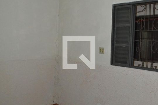 Casa para alugar com 1 quarto, 70m² em Vila Santo Estefano, São Paulo
