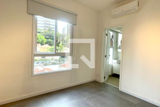 Suíte de apartamento para alugar com 1 quarto, 42m² em Sumaré, São Paulo