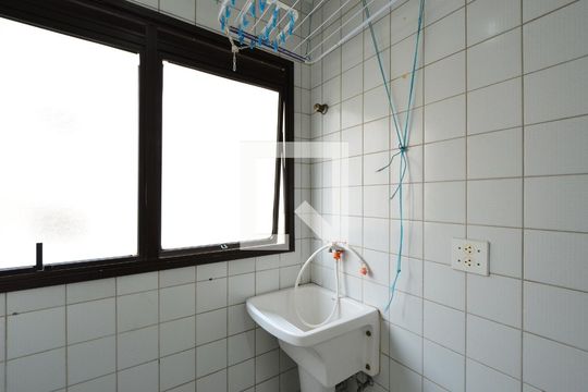 Área de Serviço de apartamento para alugar com 2 quartos, 53m² em Saúde, São Paulo