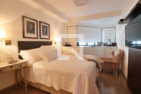 Quarto de apartamento à venda com 1 quarto, 52m² em Jardim, Santo André