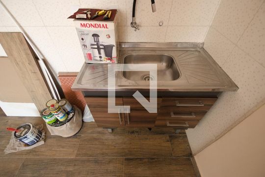 Cozinha de apartamento à venda com 1 quarto, 28m² em Liberdade, São Paulo