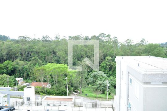 Vista do Quarto 1 de apartamento para alugar com 2 quartos, 40m² em Jardim Caiapia, Cotia