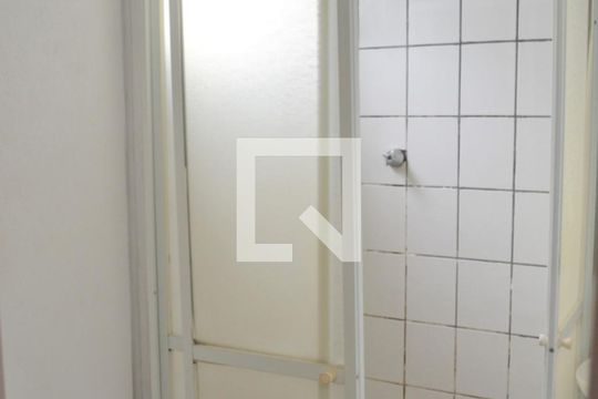 Banheiro de apartamento à venda com 2 quartos, 49m² em Ipiranga, São Paulo