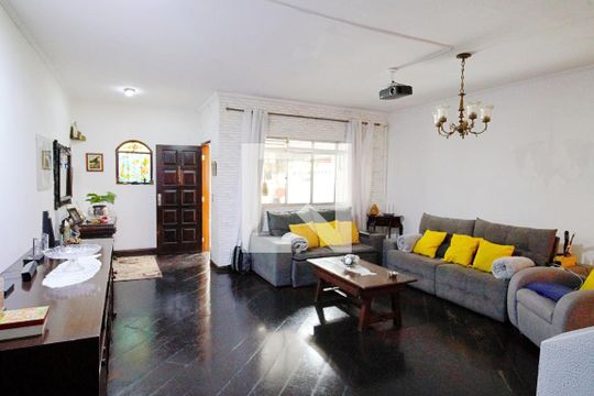 Sala de casa para alugar com 4 quartos, 780m² em Real Parque, São Paulo