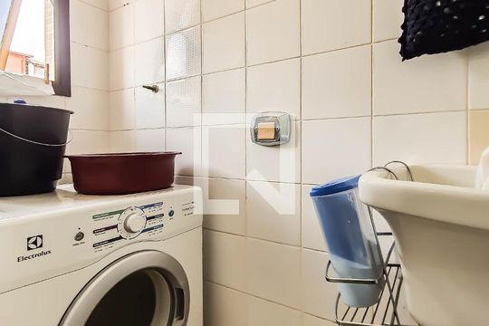 Área de Serviço de apartamento para alugar com 3 quartos, 260m² em Enseada, Guarujá