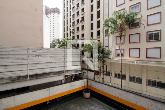 Vista de apartamento para alugar com 1 quarto, 45m² em Centro, São Paulo