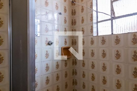 Banheiro de casa para alugar com 1 quarto, 80m² em Vila Santo Estéfano, São Paulo