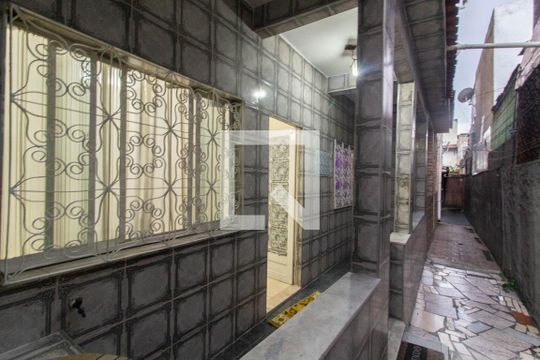Varanda de casa para alugar com 3 quartos, 100m² em Nova Cidade, Nilópolis