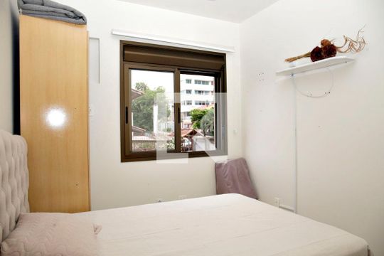 Quarto 2 de apartamento à venda com 3 quartos, 82m² em Passo D’areia, Porto Alegre