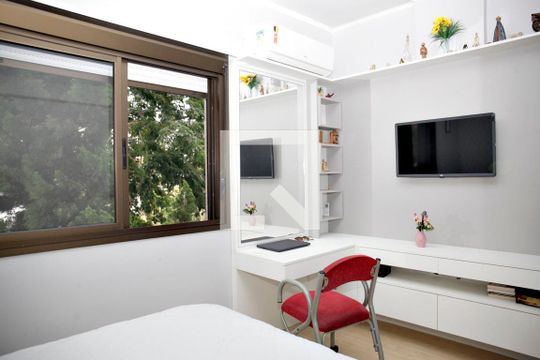 Quarto 1 Suíte de apartamento à venda com 3 quartos, 82m² em Passo D’areia, Porto Alegre