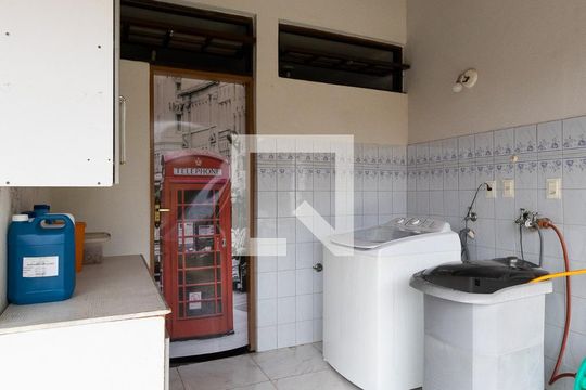Área de Serviço de casa à venda com 5 quartos, 702m² em Engordadouro, Jundiaí