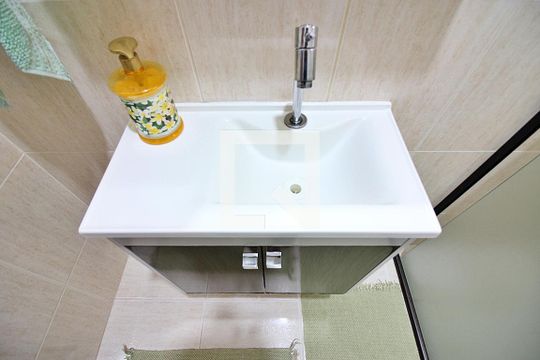 Banheiro Social de casa para alugar com 3 quartos, 277m² em Parque Terra Nova Ii, São Bernardo do Campo