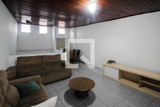 Casa à venda com 2 quartos, 132m² em Vila Moinho Velho, São Paulo