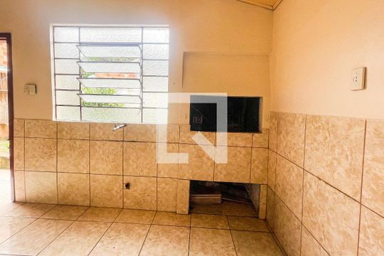 Cozinha 2 de casa à venda com 6 quartos, 180m² em Feitoria Seller, São Leopoldo