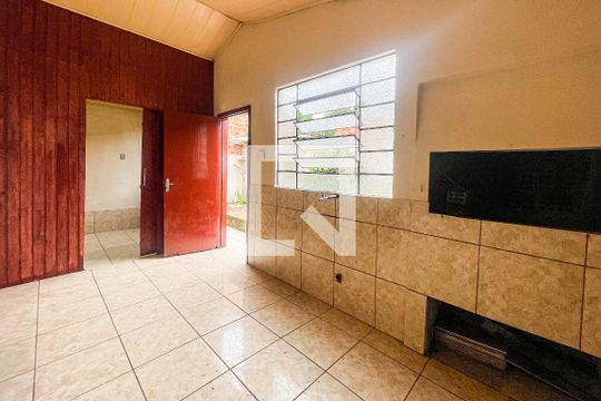 Cozinha 2 de casa à venda com 6 quartos, 180m² em Feitoria Seller, São Leopoldo