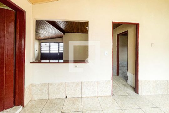 Casa à venda com 6 quartos, 180m² em Feitoria Seller, São Leopoldo