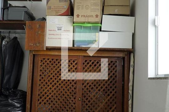 Quarto 2 de casa para alugar com 3 quartos, 120m² em Campeche, Florianópolis