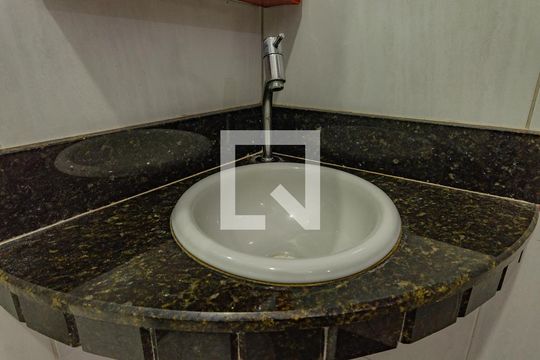 Pia de apartamento para alugar com 1 quarto, 45m² em Brotas, Salvador