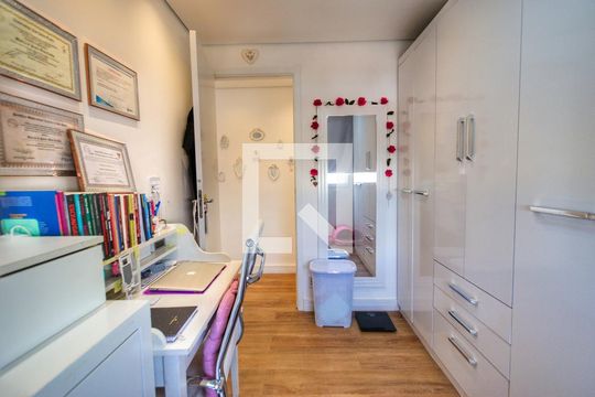 Quarto 1 de apartamento para alugar com 2 quartos, 41m² em Cambuci, São Paulo