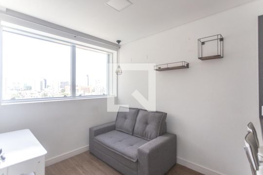 Sala de estar de kitnet/studio à venda com 1 quarto, 37m² em Jardim do Mar, São Bernardo do Campo