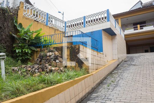 Área comum de casa à venda com 3 quartos, 400m² em Assunção, São Bernardo do Campo