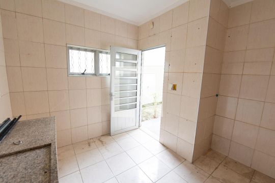 Cozinha de casa para alugar com 3 quartos, 180m² em Jardim Maria Augusta, Taubaté