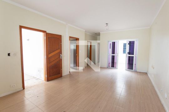 Sala de casa para alugar com 3 quartos, 180m² em Jardim Maria Augusta, Taubaté