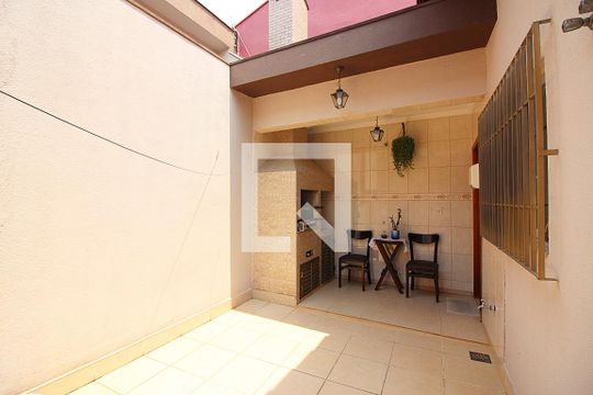 Quintal e Churrasqueira de casa à venda com 4 quartos, 320m² em Baeta Neves, São Bernardo do Campo