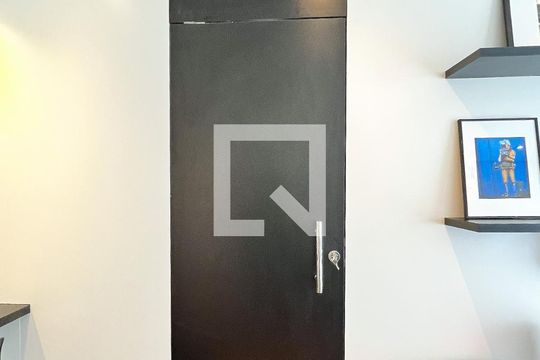Corredor  de apartamento para alugar com 1 quarto, 49m² em Itaim Bibi, São Paulo