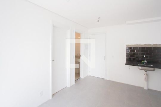 Sala de apartamento para alugar com 2 quartos, 34m² em Santo Amaro, São Paulo