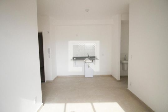 sala / cozinha de apartamento para alugar com 2 quartos, 36m² em Parada Inglesa, São Paulo