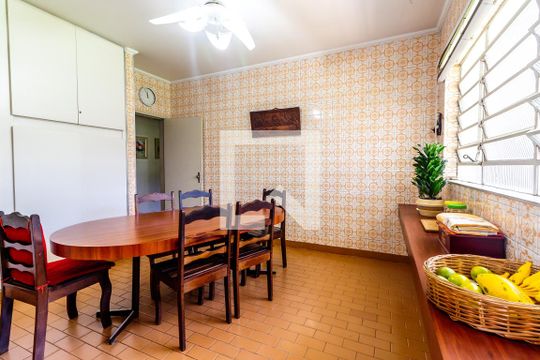 Copa de casa à venda com 4 quartos, 230m² em Caxingui, São Paulo
