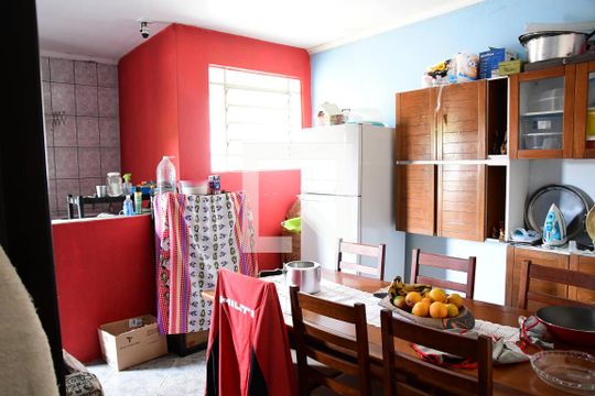 Copa de casa para alugar com 3 quartos, 250m² em Jardim Rebelato, Cotia