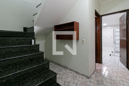 Escada de casa à venda com 3 quartos, 120m² em Jardim Maringá, São Paulo