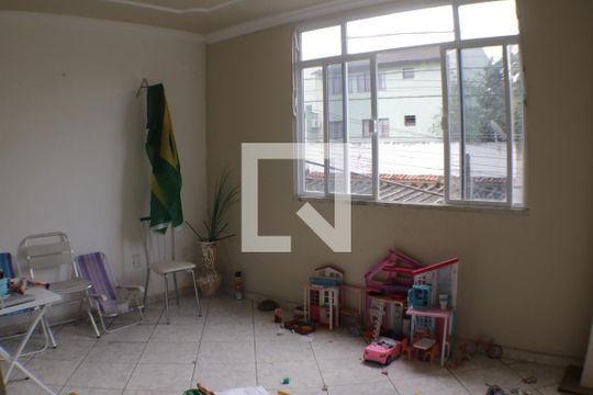 Casa à venda com 3 quartos, 230m² em Taquara, Rio de Janeiro