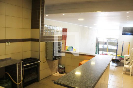 Salão de Festas de casa à venda com 2 quartos, 200m² em Parque Guarani, São Paulo