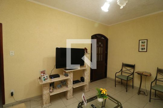 Sala de casa à venda com 4 quartos, 210m² em Vila Santa Clara, São Paulo