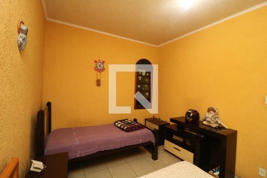 Quarto de casa à venda com 4 quartos, 210m² em Vila Santa Clara, São Paulo