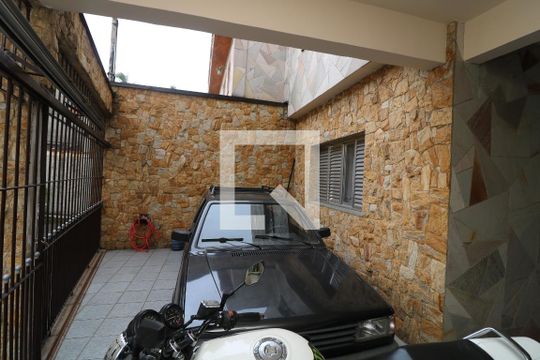 Garagem de casa à venda com 4 quartos, 210m² em Vila Santa Clara, São Paulo