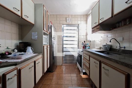 Cozinha de apartamento à venda com 3 quartos, 150m² em Vila Zanardi, Guarulhos