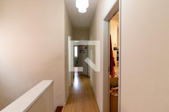 Corredor Quartos de casa à venda com 4 quartos, 230m² em Indianópolis, São Paulo