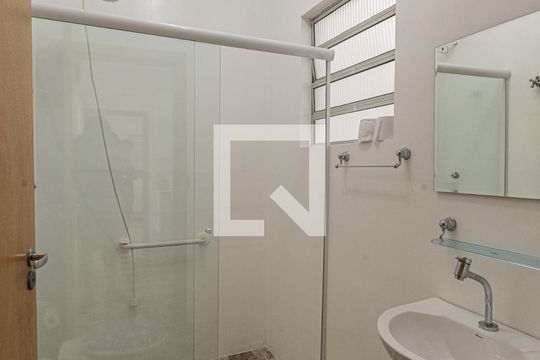 Banheiro Social de casa à venda com 5 quartos, 290m² em Chácara Califórnia, São Paulo