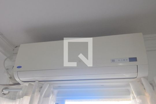 Ar condicionado de casa de condomínio para alugar com 2 quartos, 110m² em Igara, Canoas