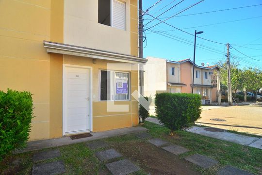 Fachada da casa de casa de condomínio à venda com 2 quartos, 110m² em Igara, Canoas