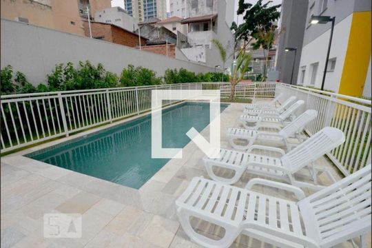 Área comum - Piscina de apartamento para alugar com 2 quartos, 45m² em Sé, São Paulo