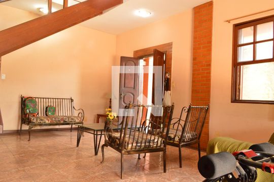 Sala de Estar de casa à venda com 3 quartos, 592m² em Curicica, Rio de Janeiro