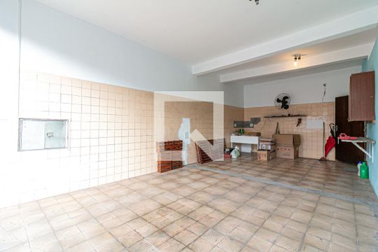 Garagem de casa à venda com 3 quartos, 180m² em Vila Ré, São Paulo