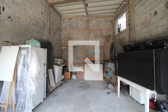 Garagem de casa à venda com 2 quartos, 223m² em Jardim Ubirajara (zona Sul), São Paulo