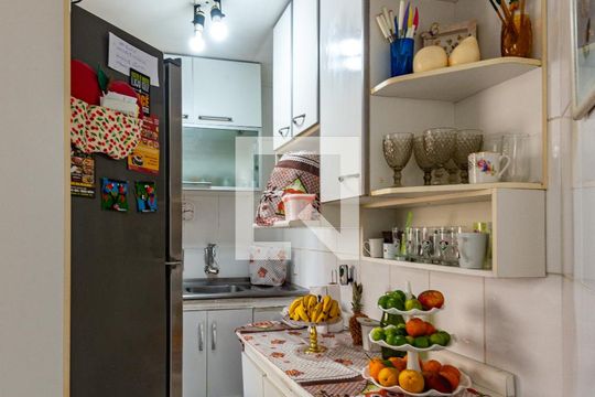 Cozinha de apartamento à venda com 2 quartos, 48m² em Jacarepaguá, Rio de Janeiro