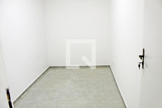 Quarto 1 de apartamento para alugar com 2 quartos, 50m² em Jardim Angela (zona Leste), São Paulo